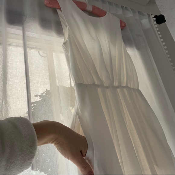 Banana Republic Open Back Maxi Dress - Picture 6 of 14